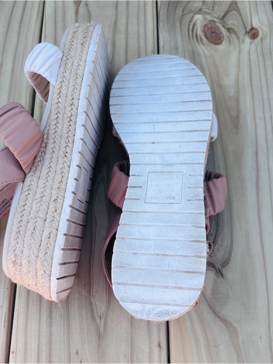 Dolce Vita Ruched Two-Tone Pink Platform Sandals - Picture 5 of 5